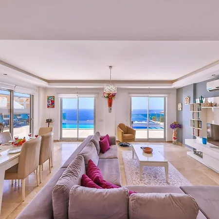 Troya Peninsula Villa