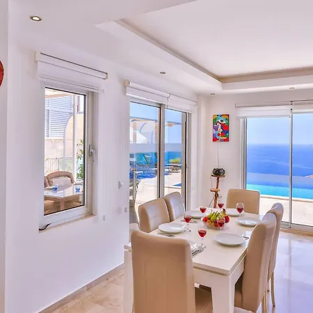 Troya Peninsula Villa